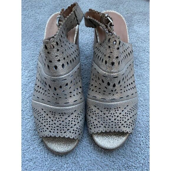 NEW Ron White "Dora" Laser Cut Nubuck Leather Adjustable Buckle Peep Toe Sandals - Picture 2 of 8